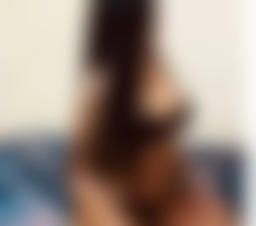 Photos for Your perfect girlfriend, 🤩 bella, ❤️ partyHello