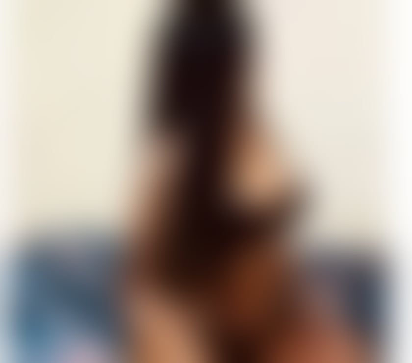 Photos for Your perfect girlfriend, 🤩 bella, ❤️ partyHello