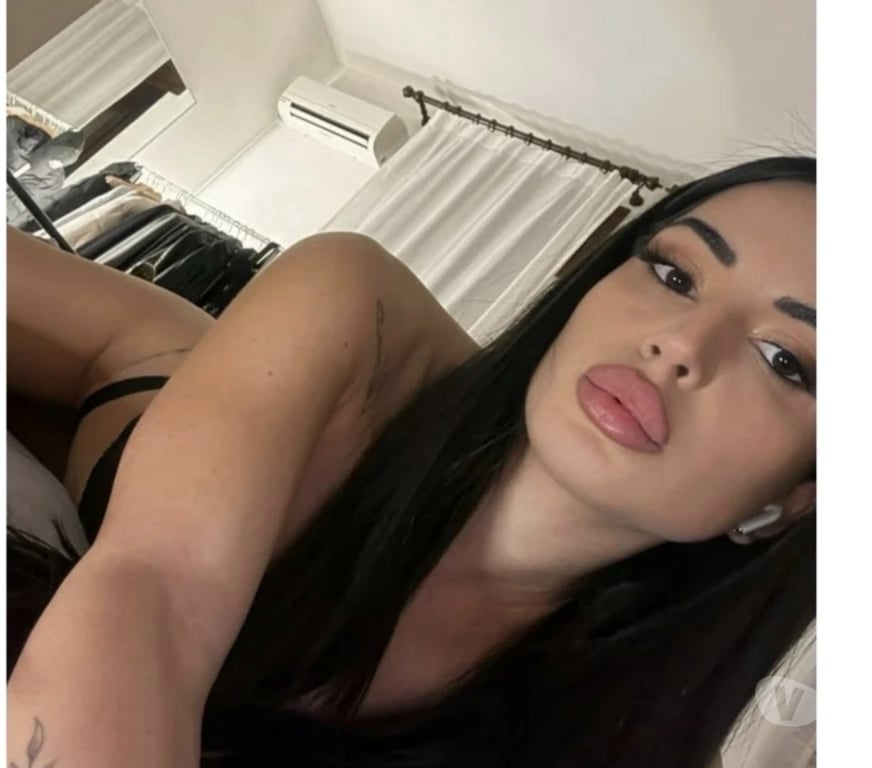 Escorts West Yorkshire Leeds - Photos for new virtual girl for a call