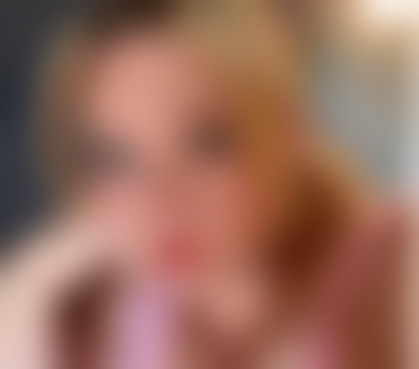 Miss Jessi Jay - independent English female in Swindon