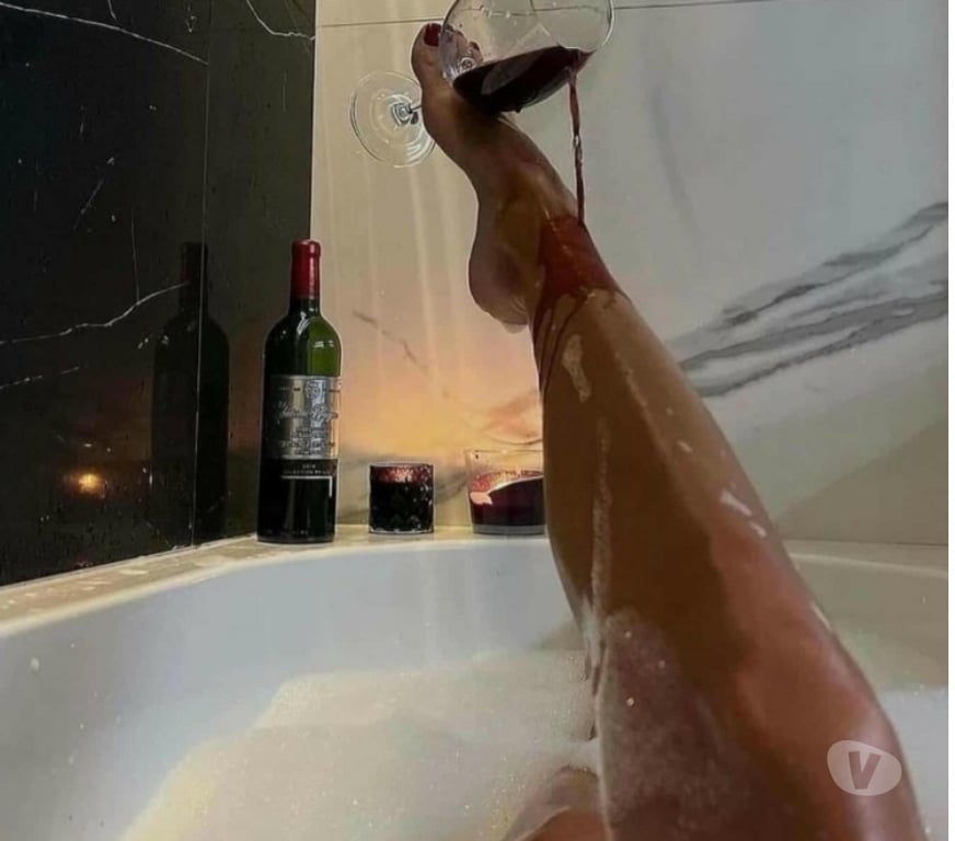 Escorts Kent Gravesham - Photos for LAYLA'S FIRST TIME IN YOUR BEAUTIFUL SEXY 🔥🥂