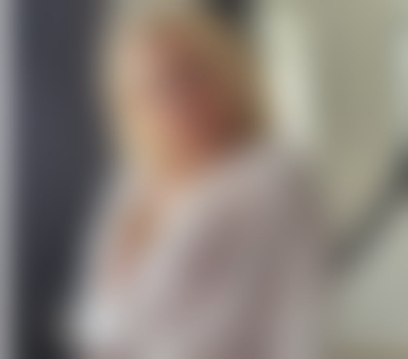 Escorts Carmarthenshire - Wales Carmarthen - Carmarthenshire - Photos for Sexy Welsh MILF. Exceptionally GFE. NO RUSH. 07980 977444