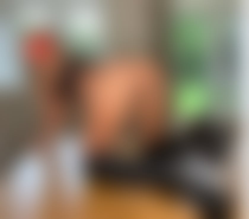 Hello I’m Vanessa sexy and beautiful girl party no rosh