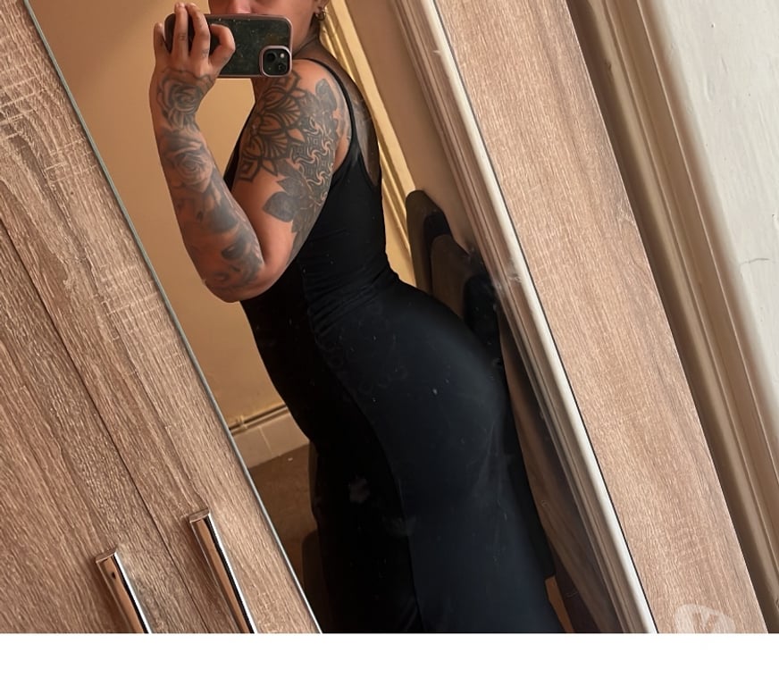 Escorts West Midlands Walsall - Photos for pakistani layla