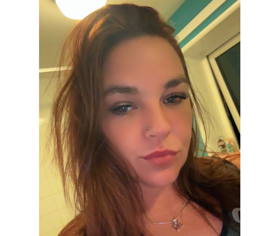 Escorts Lancashire Burnley - Photos for Fun bubbly girl here to cater you needs 😘