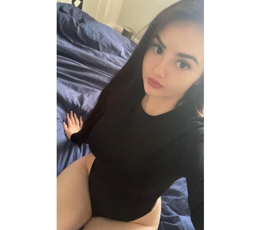 Escorts North London Enfield - Photos for Barbie new girl in Enfield Town 😘😘😘