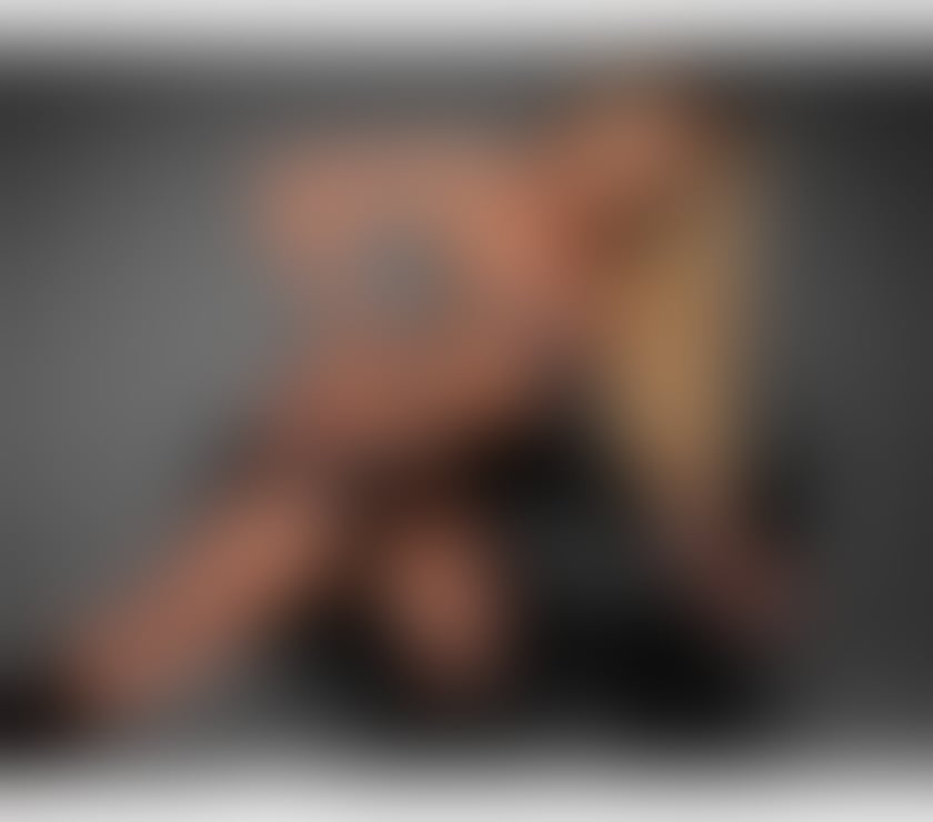 Escorts Hertfordshire Watford - Photos for New sexy Brasilian Ts Yasmin de Castro in town!