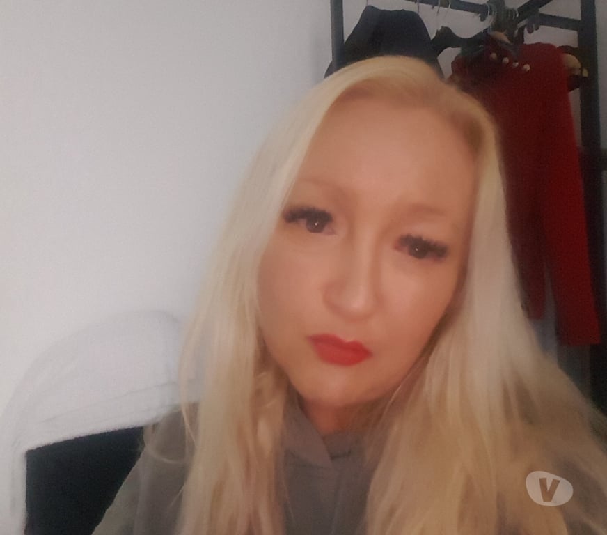 Escorts Lincolnshire South Kesteven - Photos for Sexy Hot Milf Lauren