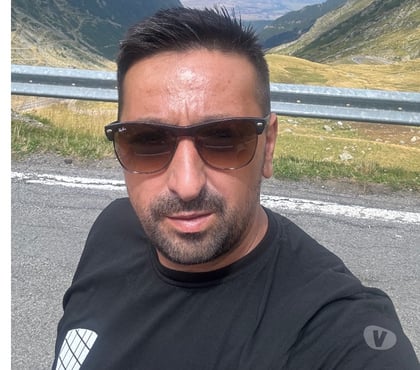 adult personals Burnt Oak Station North West London - Photos for Discret mature guy