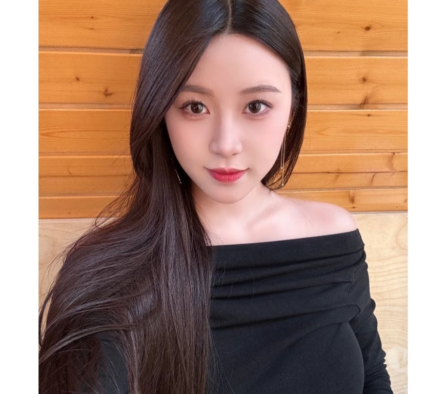 Escorts Greater Manchester Wigan - Photos for Super Hot🔥Asian🌸️New escort massage🤩wn3