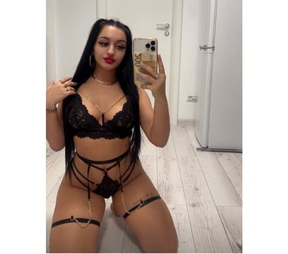  Escorts Sheffield City Centre Sheffield - Photos for JUICY BaBy🍭Fantasy Queen😈Full SERV❌PARTY free🅿️