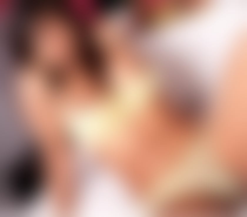 Luisa brunette girl!!!😜😜