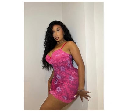 Escorts and Massages East Ham East London - Photos for 🍫BLACK CHOCOLATE AVAILABLE NOW🍫