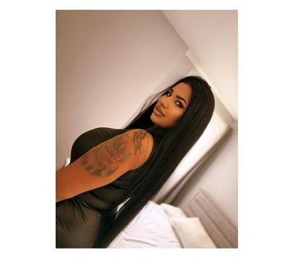 Outcall Escorts Paisley Renfrewshire - Photos for New here Latina incall and outcall!