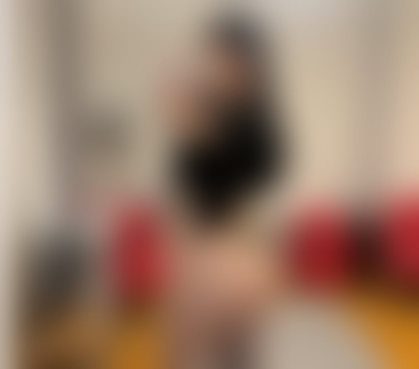 Escorts North West London South Hampstead Station - North West London - Photos for Susan Fox 🦊 Party Girl 🥂🍾