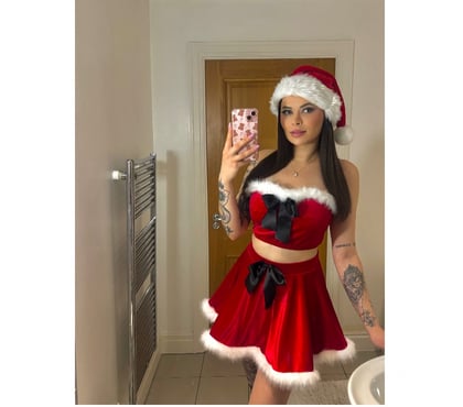 Escorts and Massages South Hampstead Station North West London - Photos for Susan Fox 🦊 Party Girl 🥂🍾