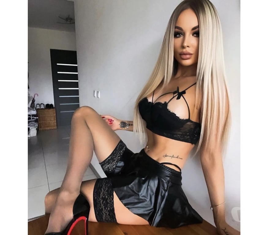 Escorts Surrey Guildford - Photos for 💋Party Girl😎❤️call me💋😳🥵