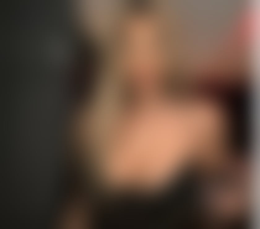 Escorts Wiltshire Swindon - Photos for Hot girl only outcall x