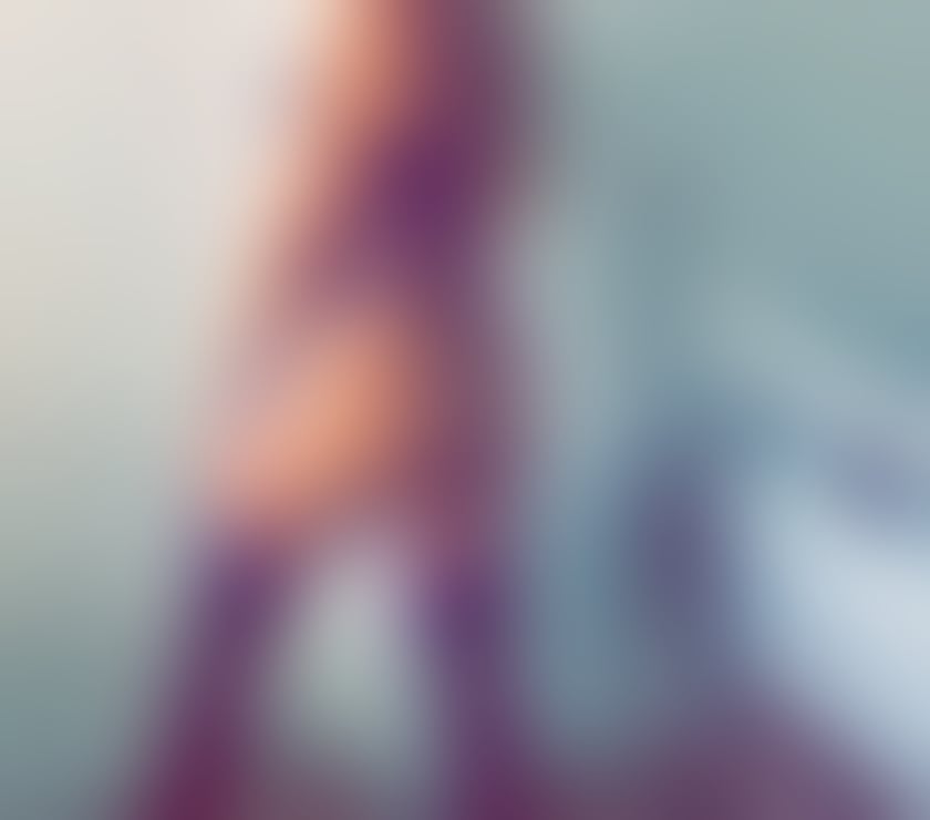 Escorts West Yorkshire Leeds - Photos for Laura is finally in Leeds