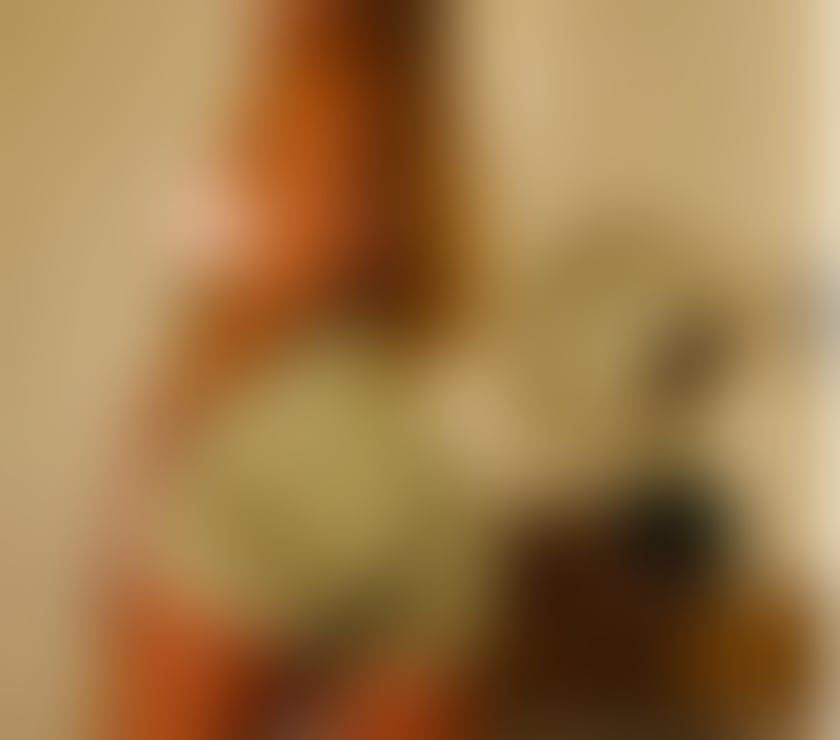 Escorts West Yorkshire Leeds - Photos for Laura is finally in Leeds