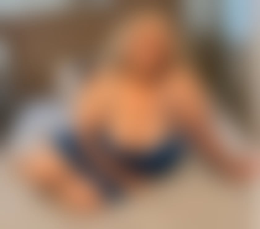 Escorts North West London Kingsbury Station - North West London - Photos for Mami Milf Melissa