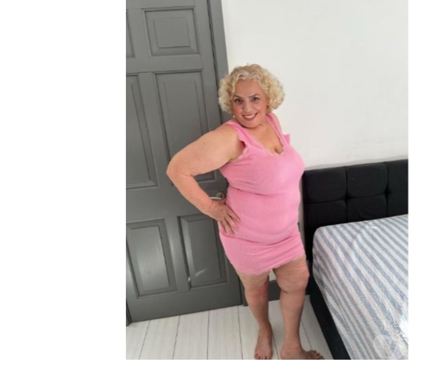 Escorts North West London Kingsbury Station - North West London - Photos for Mami Milf Melissa