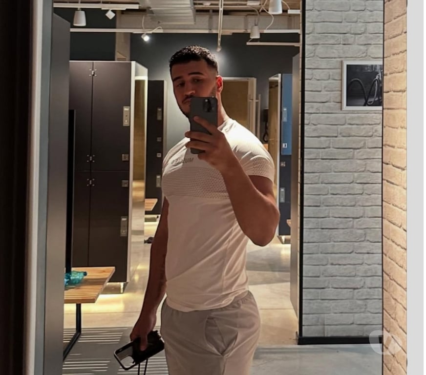 Trans Escorts West Northamptonshire Northampton - West Northamptonshire - Photos for Experience boy size 10 Inch full service outcall h 150🫵