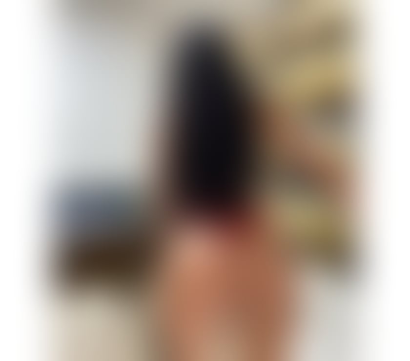Escorts Wiltshire Swindon - Photos for sexy curly-haired brunette VIP ❤️