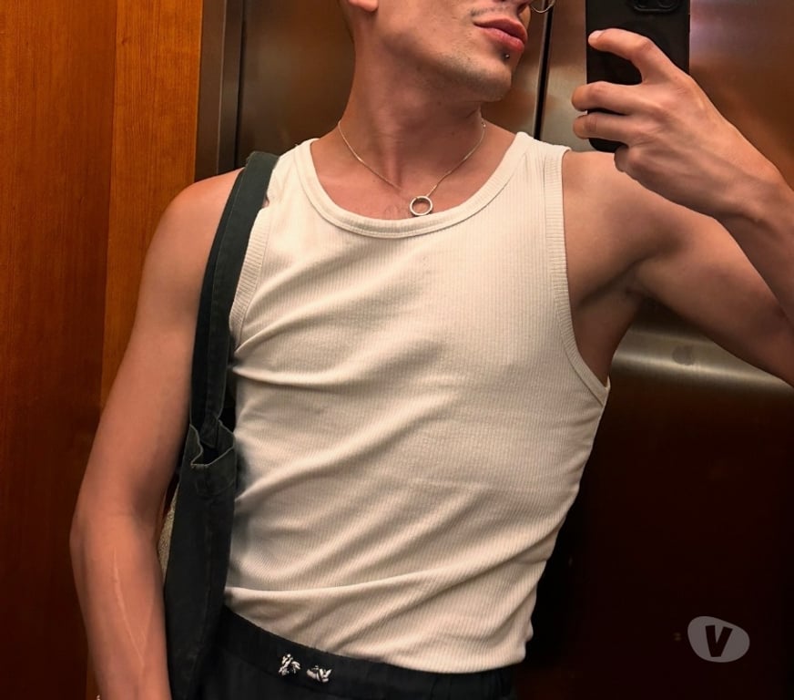  Gay massage Devon East Devon - Photos for Lucas senzual New here ! 