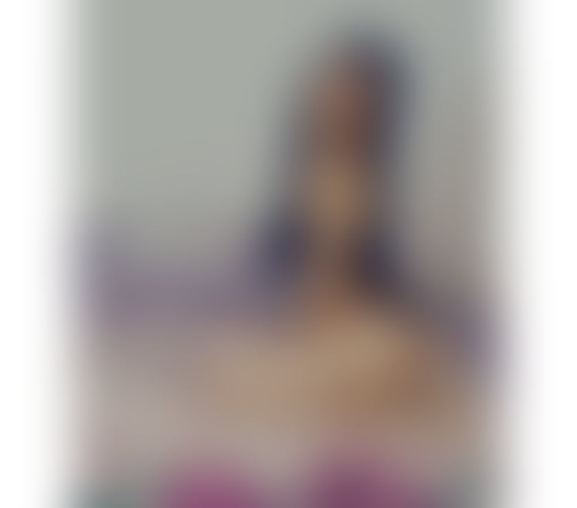 sexy Iris party girl