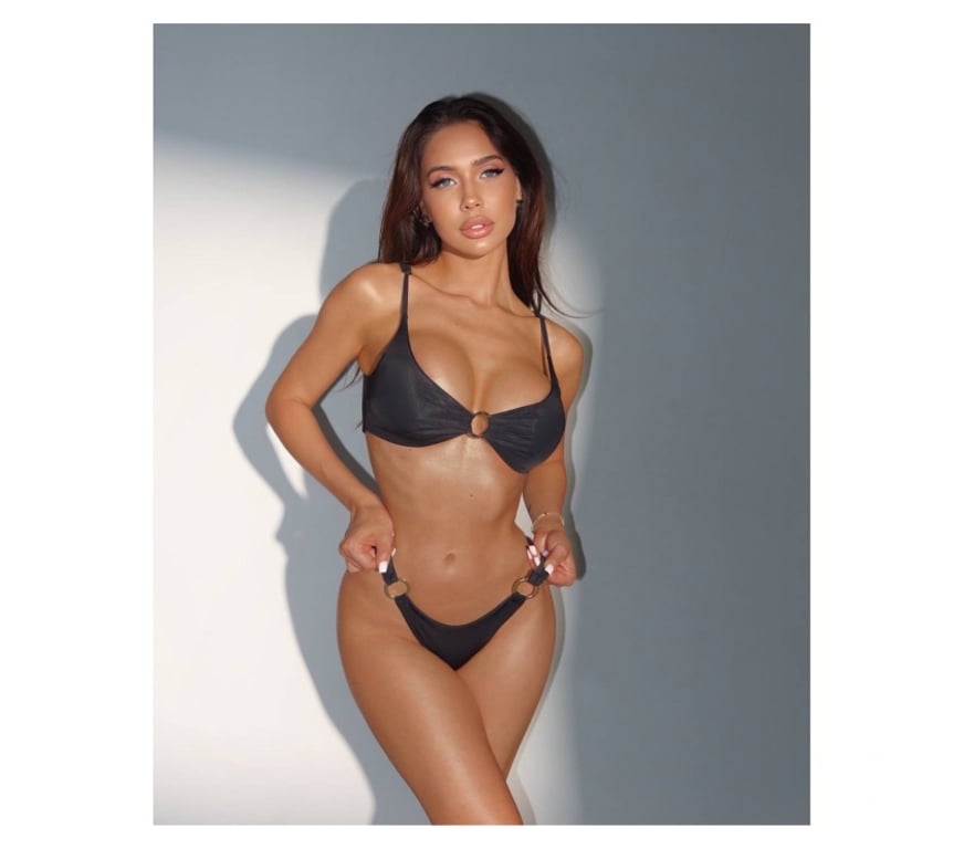 Escorts Norfolk Norwich - Photos for I'm very hot Latina x Valentina x with a naughty body