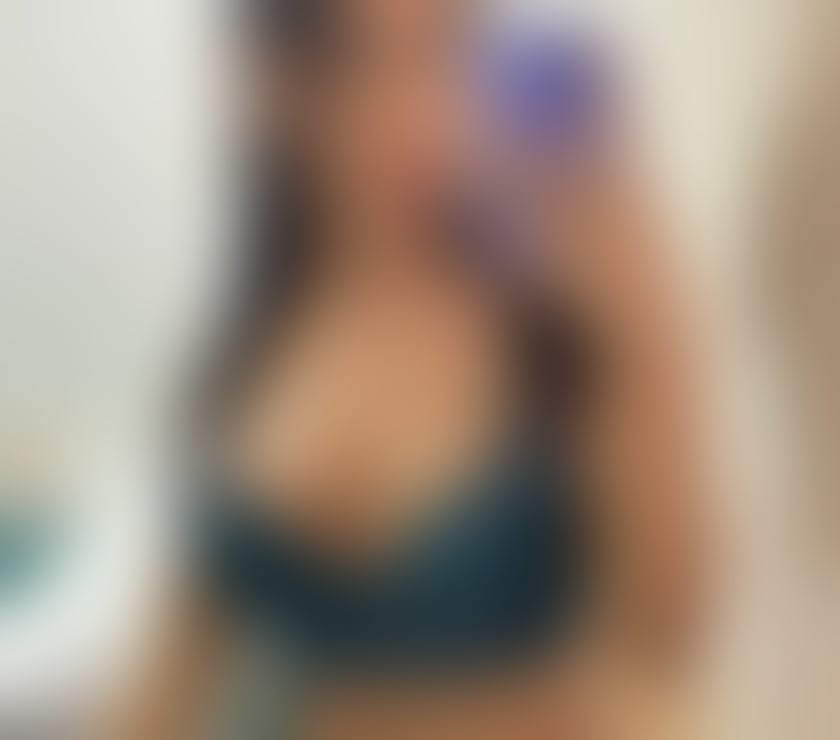 Trans Escorts East London Stratford - East London - Photos for Hi I am a transsexual massage escort For more details call m