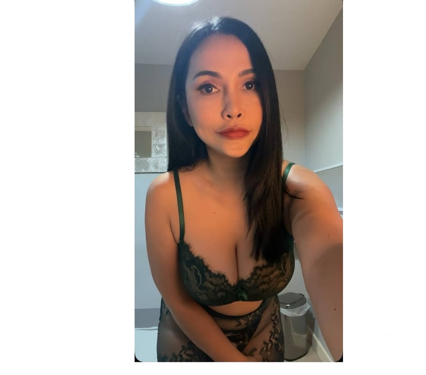 Escorts West Midlands Birmingham - Photos for Guys I'm Alice Thai best service real pic