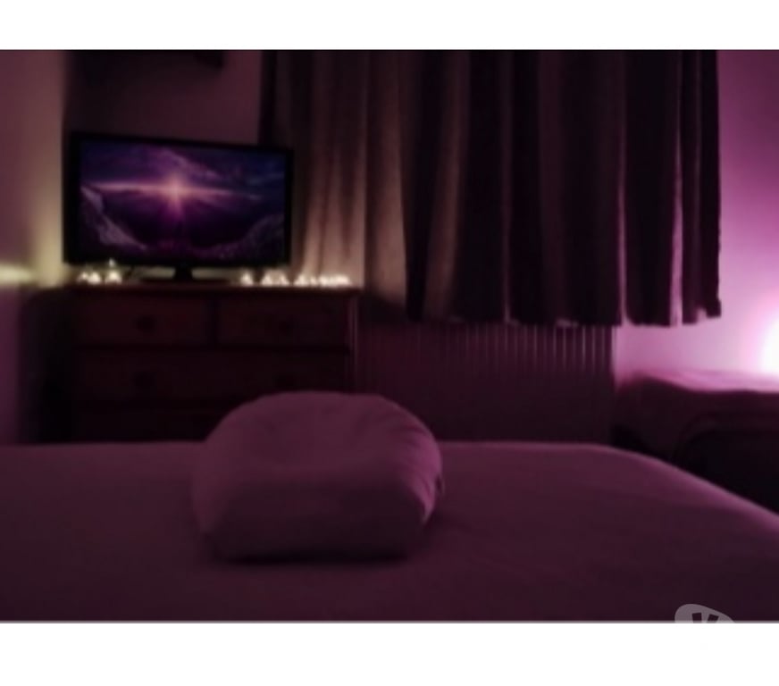 Escorts Somerset Yeovil - Somerset - Photos for Stunning English massage