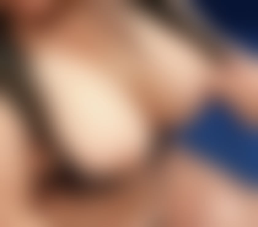 Escorts South East London Croydon - Photos for Delicious hot mature Latina🔥big tits🍎 and ass