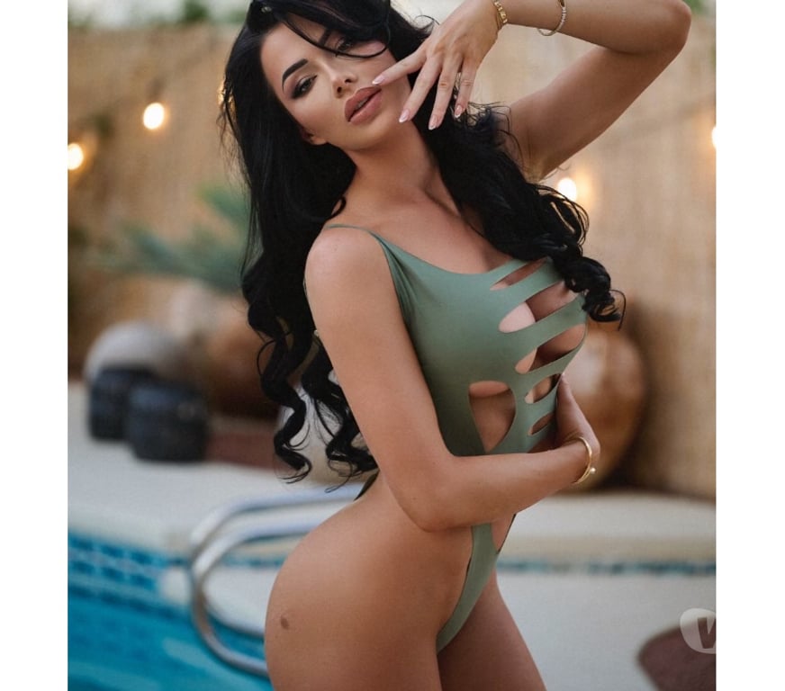 Escorts Essex Chelmsford - Photos for The Best service in Chelmsford x Lexi Latina