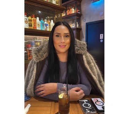 Trans Epsom Epsom and Ewell - Photos for Aline Quality top Ts XXL