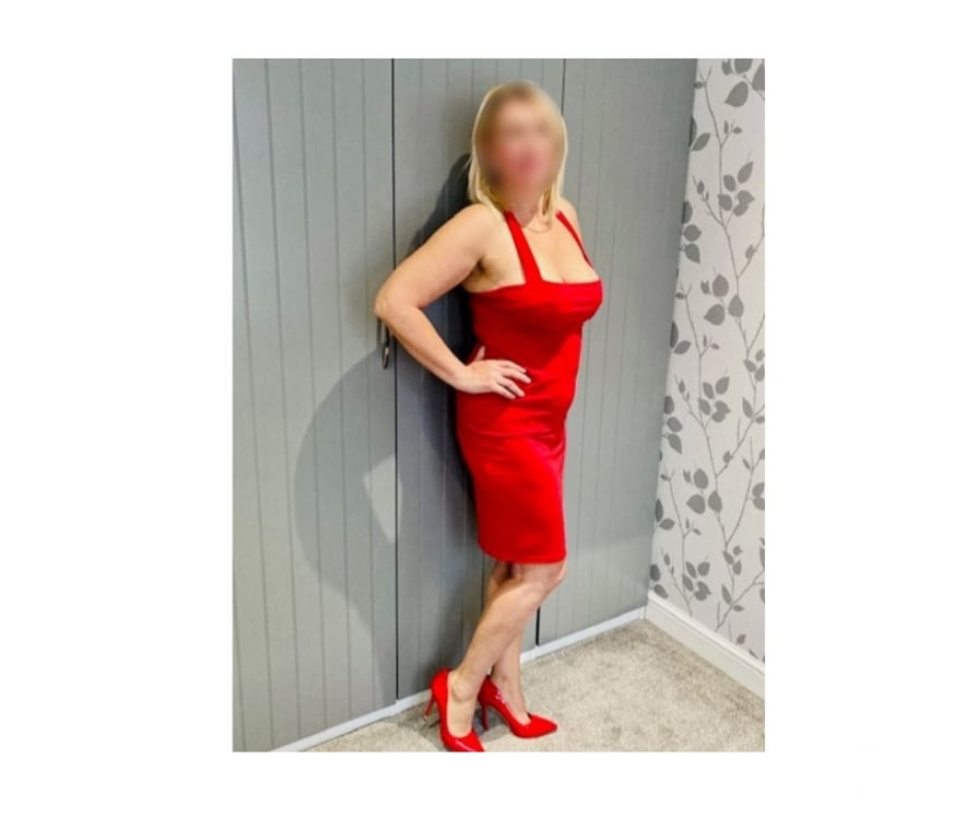 Escorts Hampshire Southampton - Photos for Secret Touch.. Hot oils massage with extras