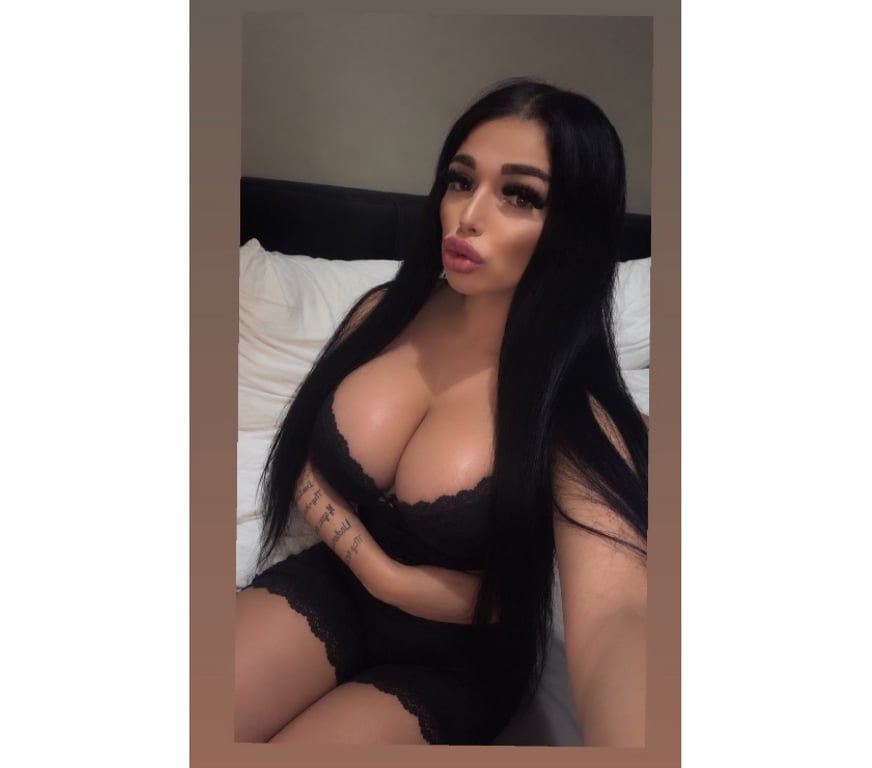 Trans Escorts South East London Croydon - Photos for mira Party Trans🔥 naughty porn girl🔥No rush owo