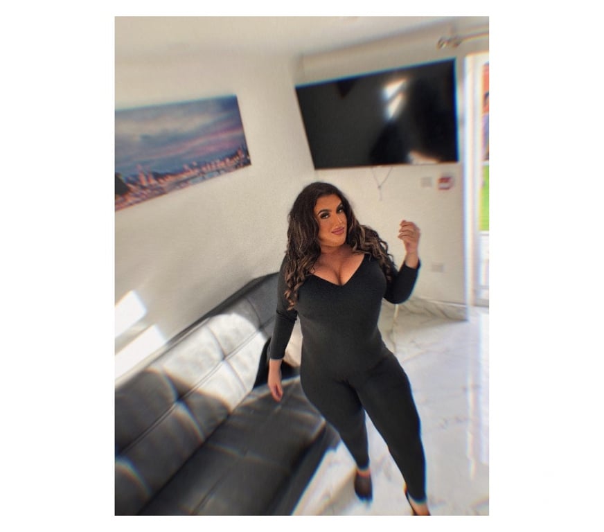 Escorts North West London Harrow - Photos for TRANS BADDIE FAT ASS SHEMALE 😛