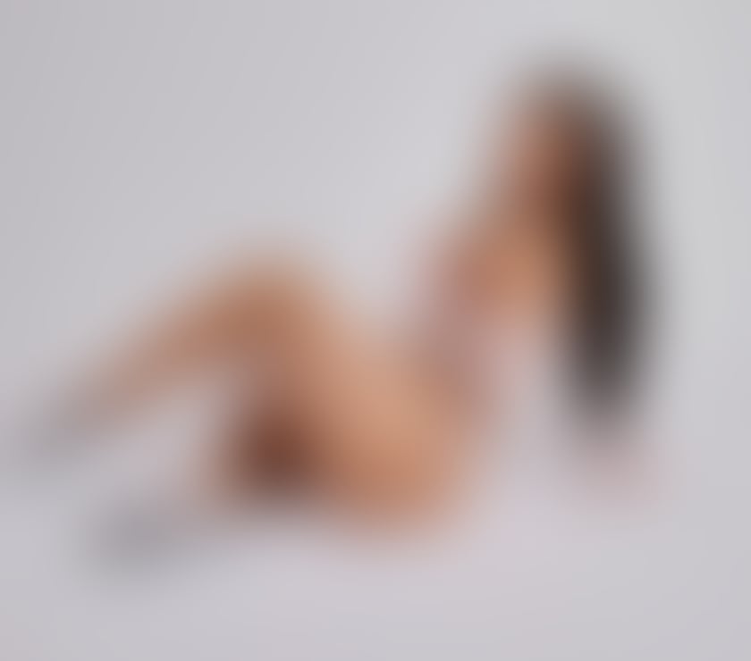 Escorts South West London Sutton - Photos for Big ASS 🍑Beautiful TITS 🍒PARTY GIRL🍭🍸