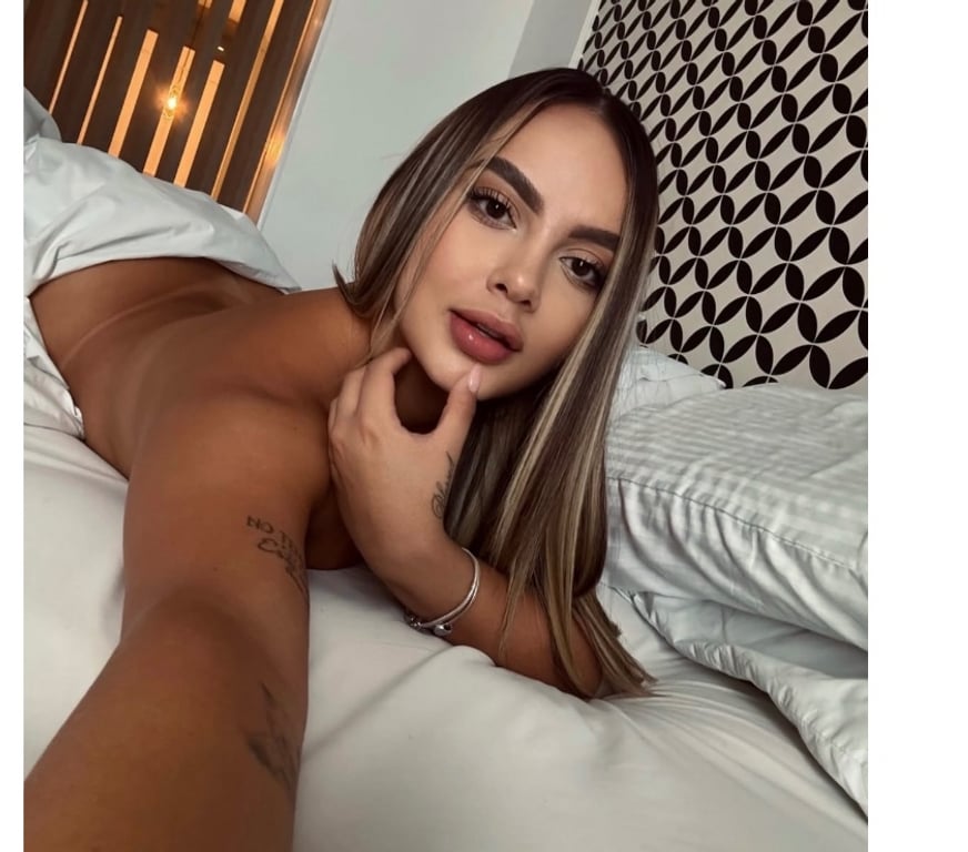 Escorts Aberdeen Aberdeen City Centre - Aberdeen - Photos for BLOOOND GIRLLLL 👸🏼BRAZILIAN HOT🔥NEW IN TOWN😈