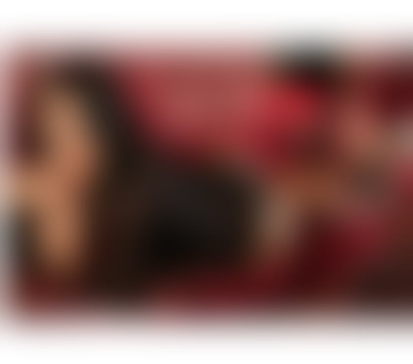 Escorts East Sussex Brighton - Photos for Feminine Juicy Smooth Model TRANS Girl With Hard TOY