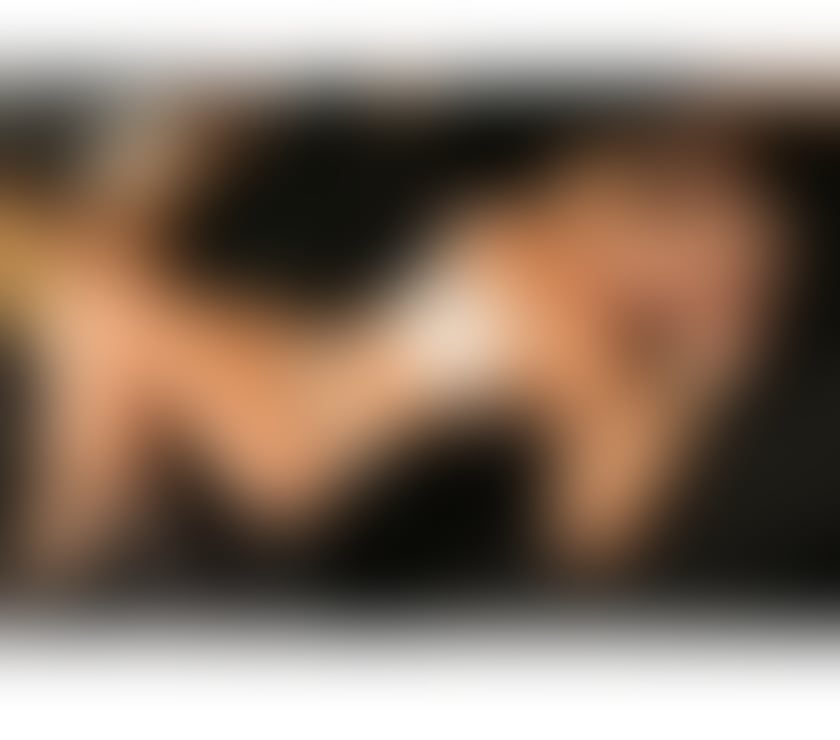 Escorts East Sussex Brighton - Photos for Feminine Juicy Smooth Model TRANS Girl With Hard TOY