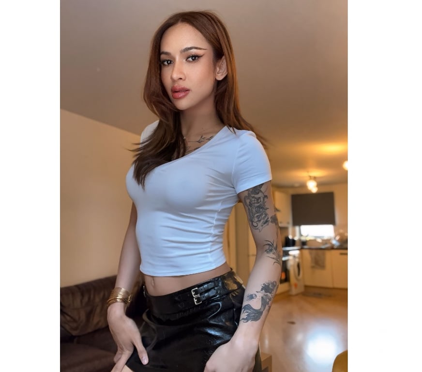 Escorts West Midlands Wolverhampton - Photos for New lady boy Yuri WV1 😈😋