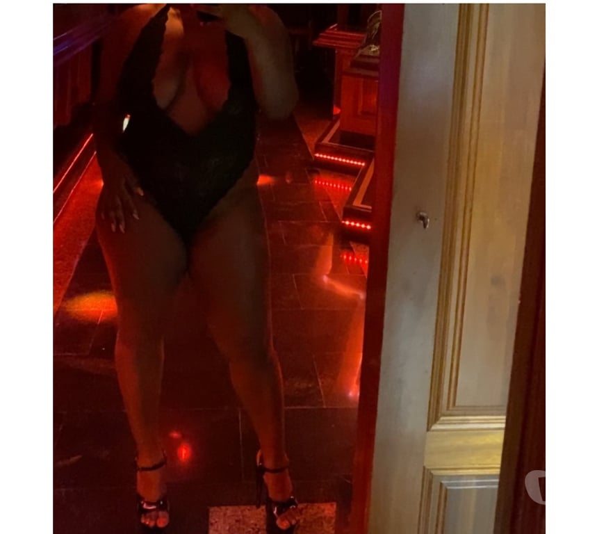 Escorts South East London West Croydon (Tramlink) Station - South East London - Photos for CURVY BLACK BRITISH QUEEN🇬🇧