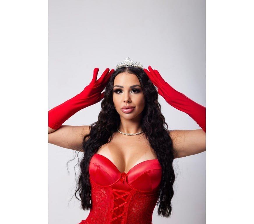 Escorts Buckinghamshire Milton Keynes - Photos for Ana brazilian ✨first time in the town brunet