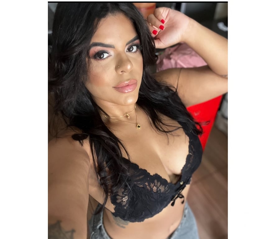 Escorts East London Leyton - East London - Photos for Brunette ALICE 🎀 Brazilian 🇧🇷