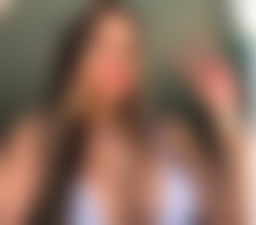 Escorts South West London Clapham Common Station - South West London - Photos for 💋🔥 Yara, a Sultry Flame with a Sweet Smile 🔥💋