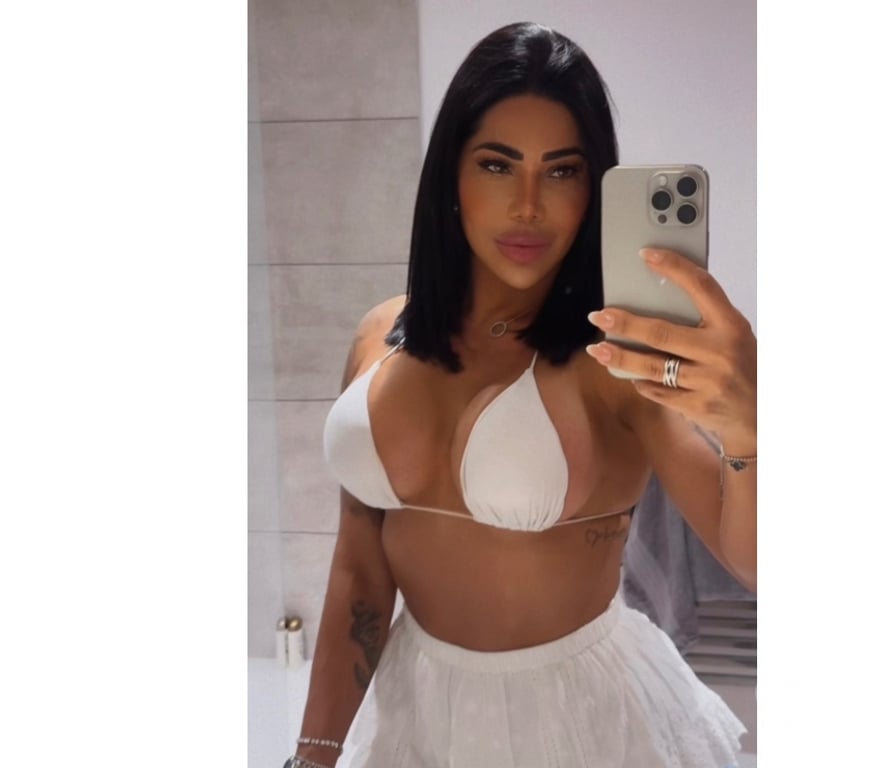 Escorts South West London Earls Court - South West London - Photos for Eva musa Bodybuilding brazilian 🇧🇷🍑💪🏽